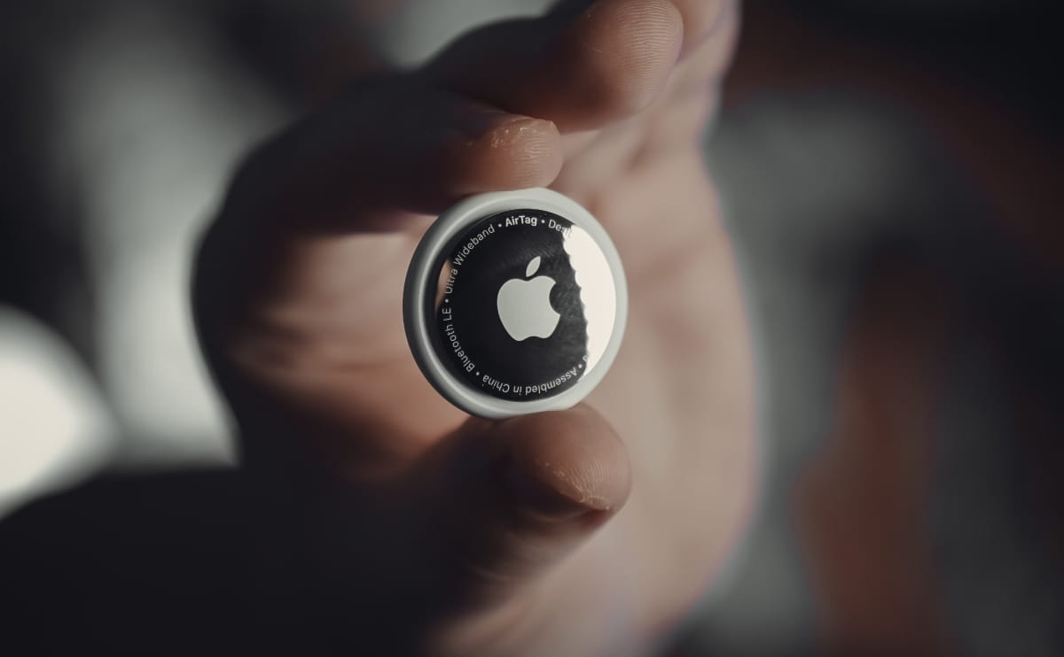 How Do I Share Apple AirTag With Other Users?